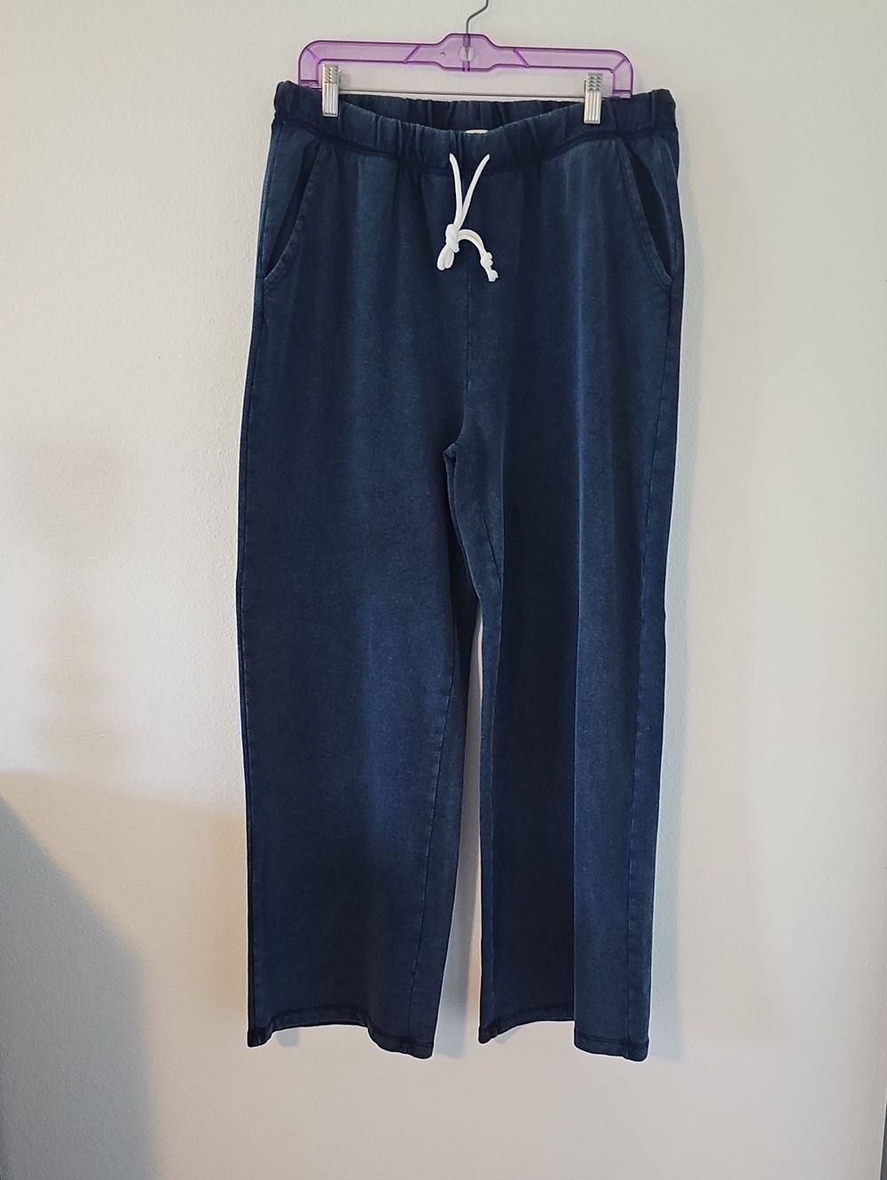 ●●Z SUPPLY WIDE LEG DK DENIM WASH SWEATPANTS EUC SIZE XL●●